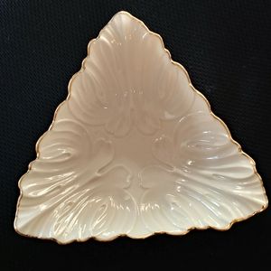 Lenox Triangle Woodland Leaf Dish